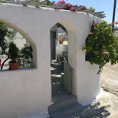 Odysseas & Studios *